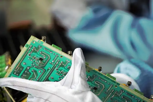 Kettering Launches Accelerated Semiconductor Degree